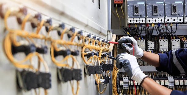 Professional Electrician technician working in Orange Park, FL
